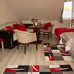 Artemisz Vadasz Panzio Es Etterem Отель 3*