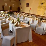 Hotel Artemisz Vadasz Panzio Es Etterem 3*