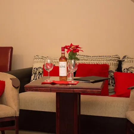 Hotel Vadasz Panzio Es Etterem 3*