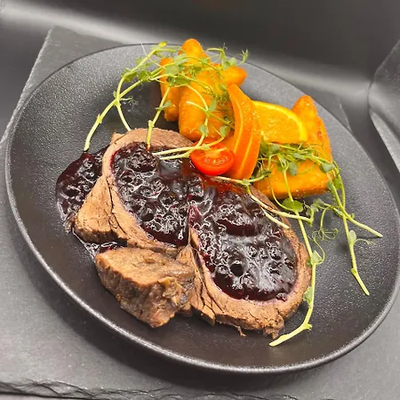 酒店 Vadasz Panzio Es Etterem