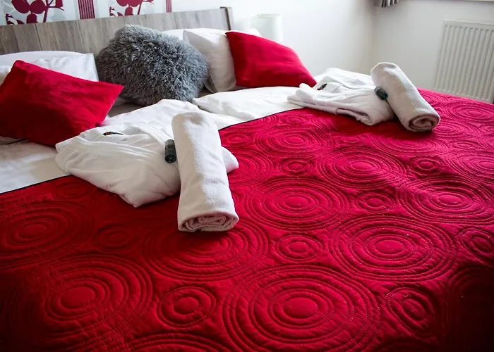 Vadász Panzió és étterem 3*